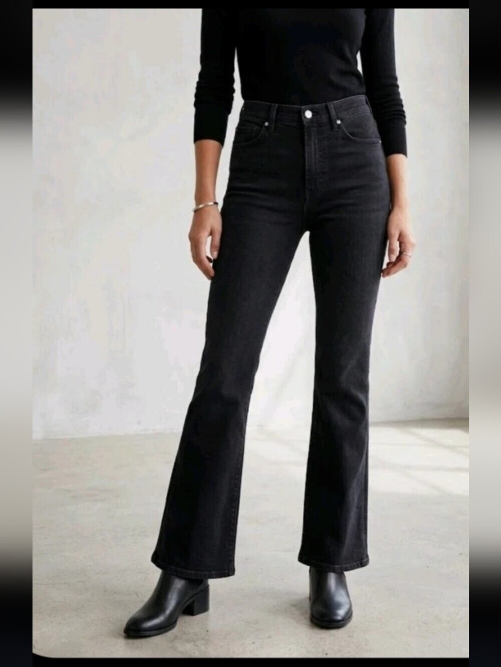Ann Taylor The Boot Cut High Rise Women's Denim Jeans Black Stretch sz 8.